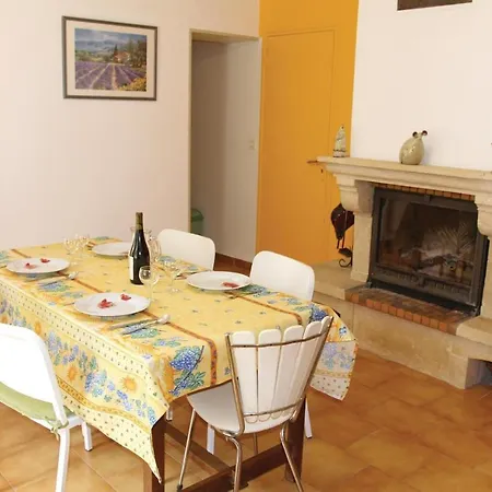 Holiday home 2 Bedroom Gorgeous In Visan